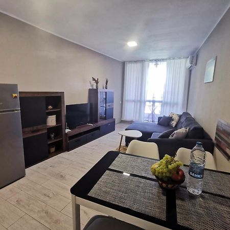 Apartment D С Една Спалня В Комплекс Sunny Island Chernomorets Esterno foto