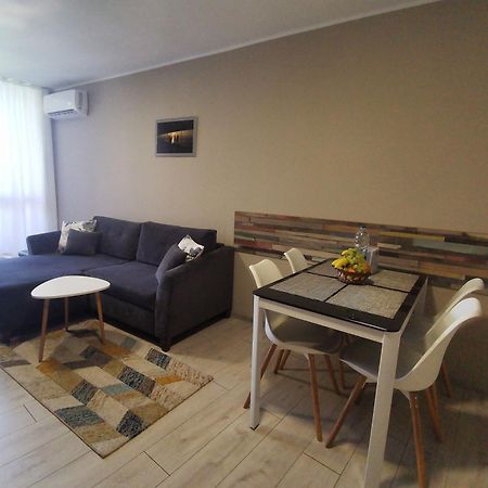 Apartment D С Една Спалня В Комплекс Sunny Island Chernomorets Esterno foto