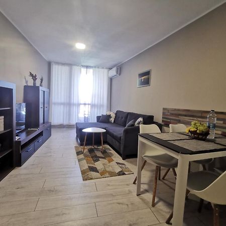 Apartment D С Една Спалня В Комплекс Sunny Island Chernomorets Esterno foto